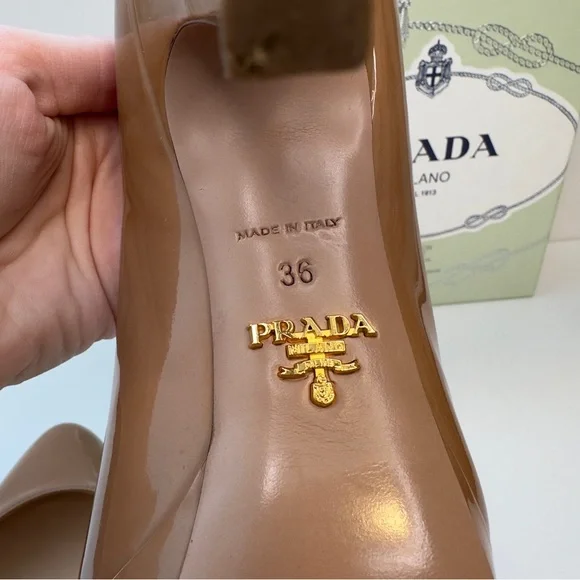 Like new! Authentic Prada Nude Patent Leather Platform Pumps – Size 36 - Picture 9 of 12